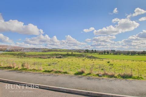 74 Tarnside Close, Rochdale, OL16 2QD