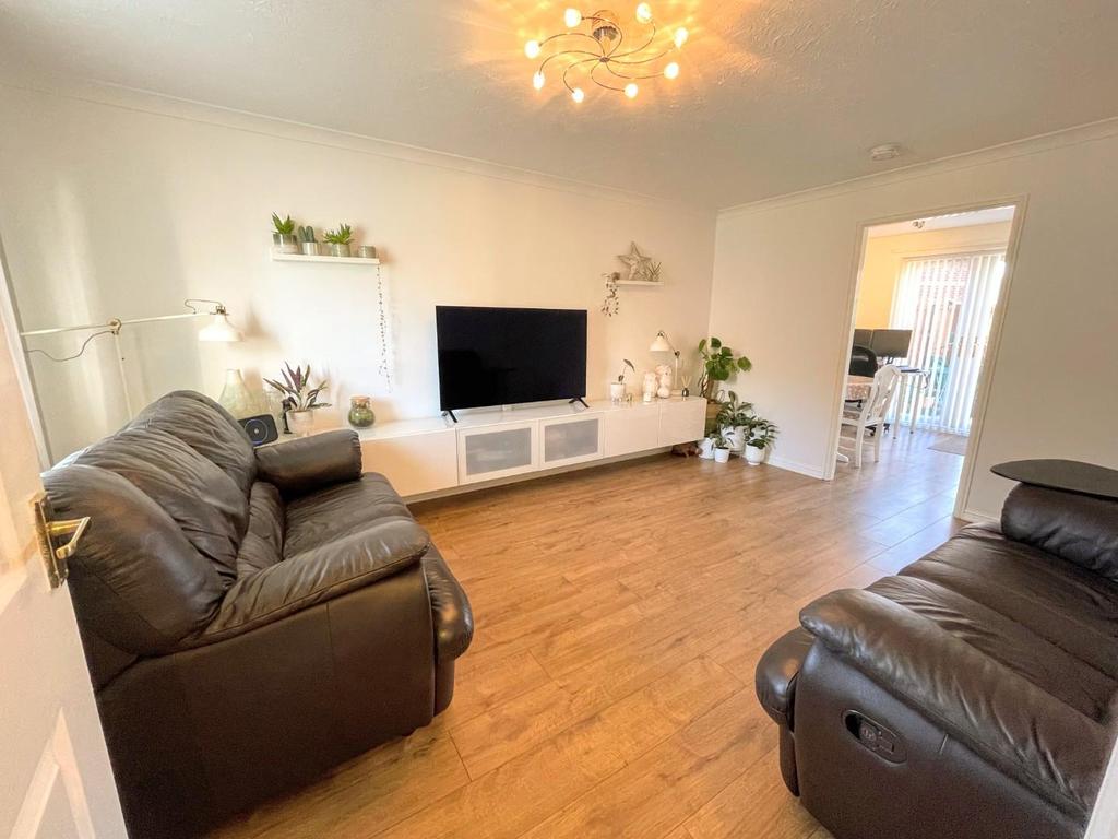 Faversham Park, High Grange, Darlington 3 bed semidetached house £