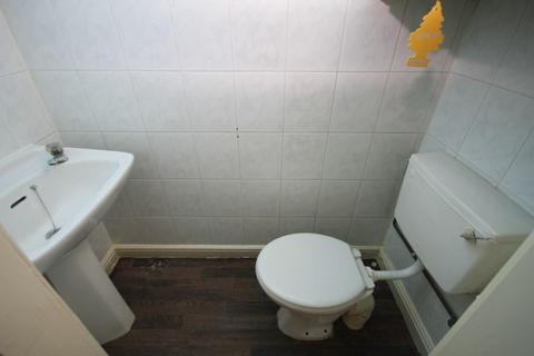 1 Vicarage Road, Shipley, BD18 1HB