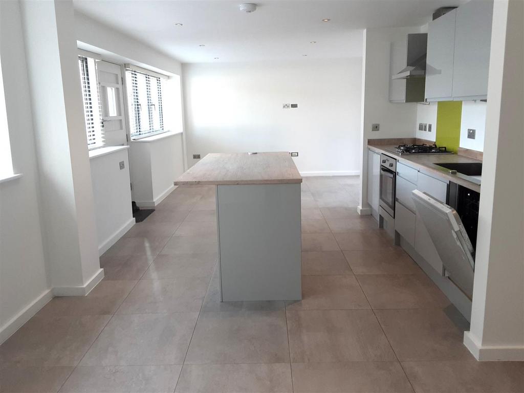 Lounge/kitchen/dining