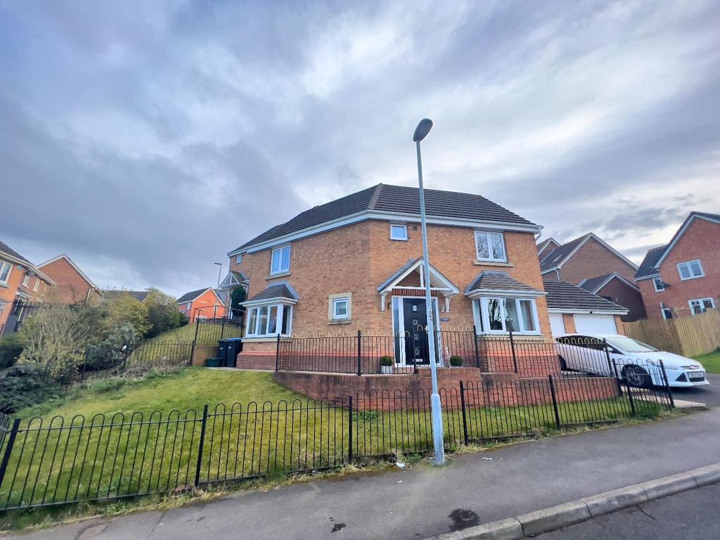 Beechwood Close, Sacriston, Durham 3 bed detached house £175,000
