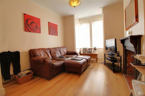 17 Deans Walk, Gloucester, GL1 2PX