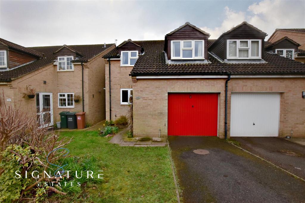 Margaret Close, Abbots Langley 4 bed semidetached house £525,000
