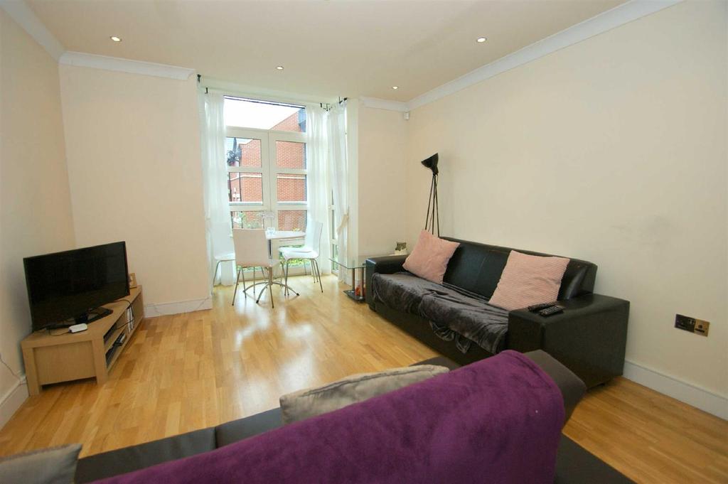 Concept, Stainbeck Lane, Leeds 2 bed flat £900 pcm (£208 pw)