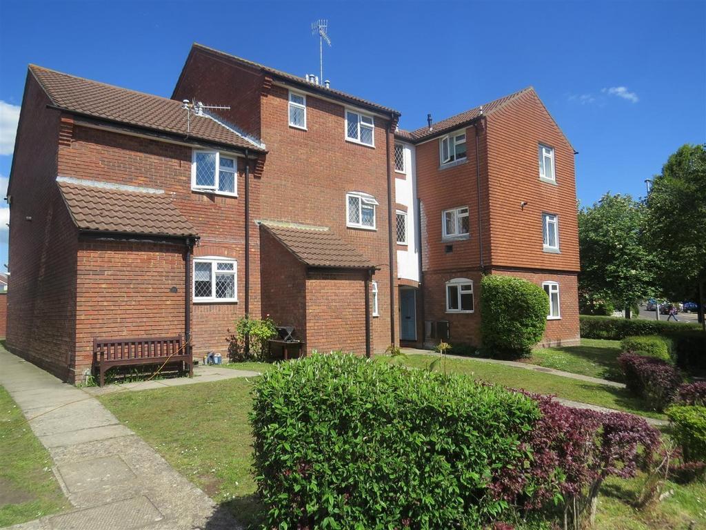 Southbrook Close, Canford Heath, Poole 1 bed apartment £155,000