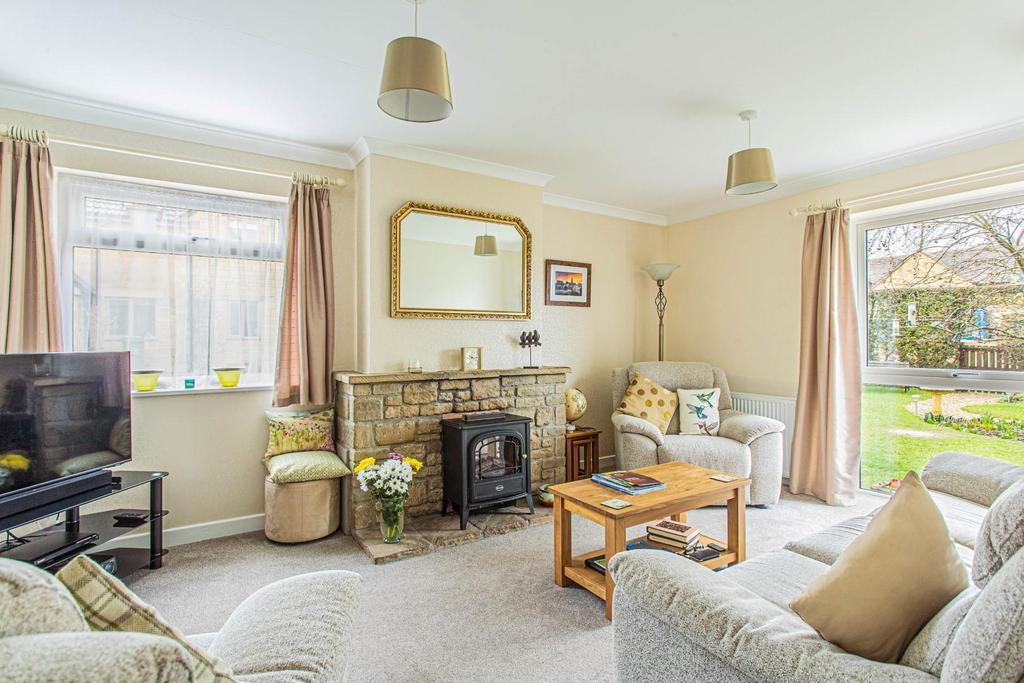Monks Park, Milbourne, Malmesbury 4 bed detached house £580,000