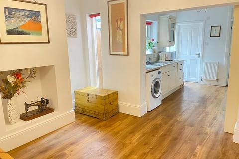 51 Shottery Road, Stratford-upon-avon, CV37 9QB