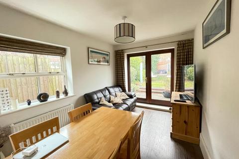 51 Shottery Road, Stratford-upon-avon, CV37 9QB