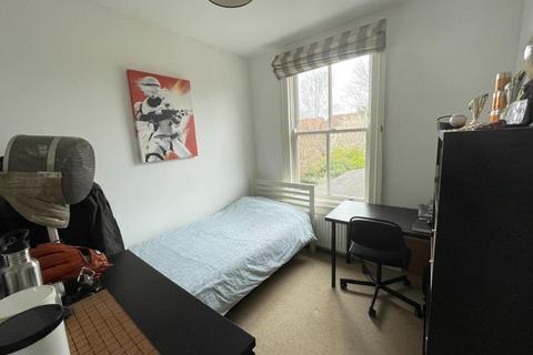 51 Shottery Road, Stratford-upon-avon, CV37 9QB