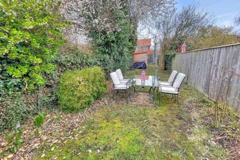 51 Shottery Road, Stratford-upon-avon, CV37 9QB