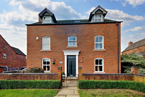 3 Walnut Walk, Lichfield, WS13 8FA