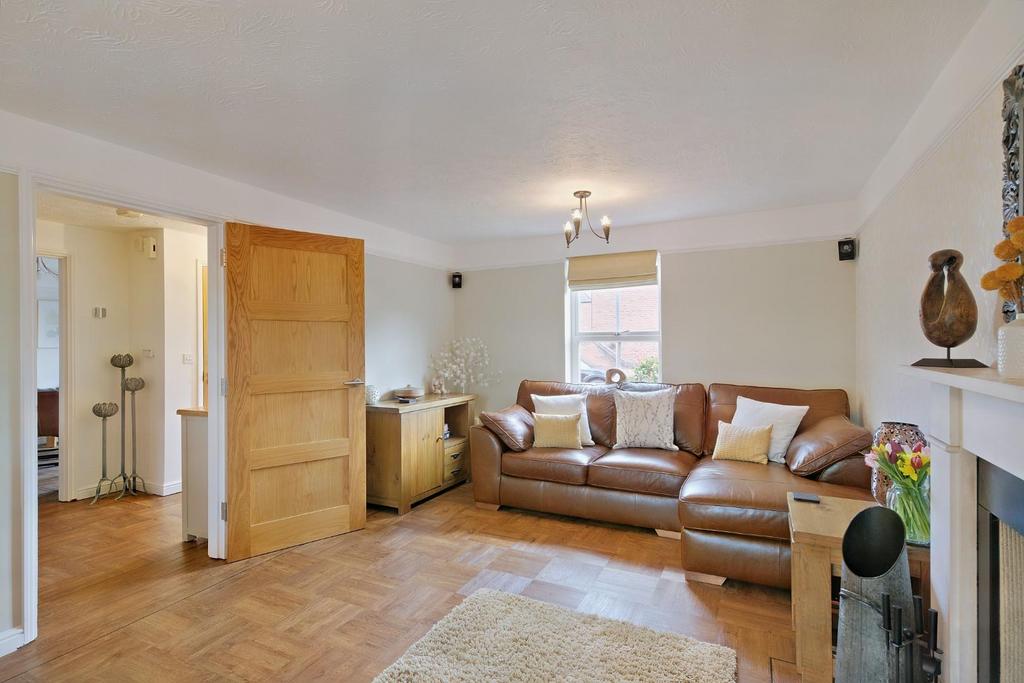 8542333-interior08-800.JPG