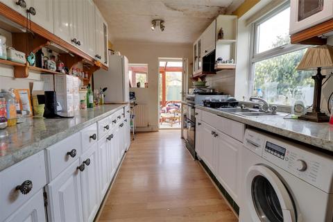 167 Ermin Street, Brockworth, Gloucester, GL3 4HQ