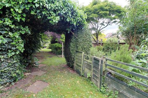 167 Ermin Street, Brockworth, Gloucester, GL3 4HQ