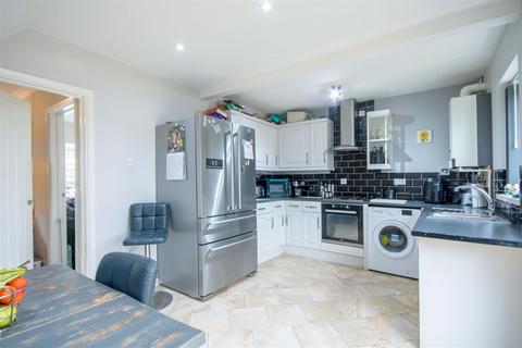 66 Brackenfield Road, Birmingham, B44 9BH