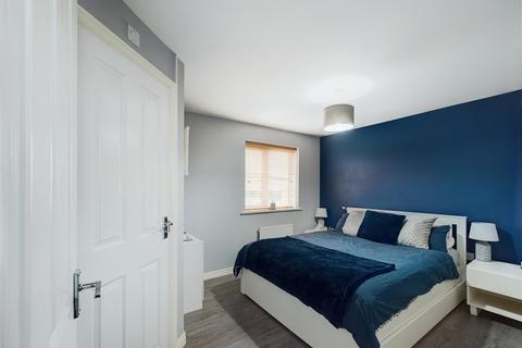 15 Bro Eithin, Cefneithin, Llanelli, SA14 7AZ