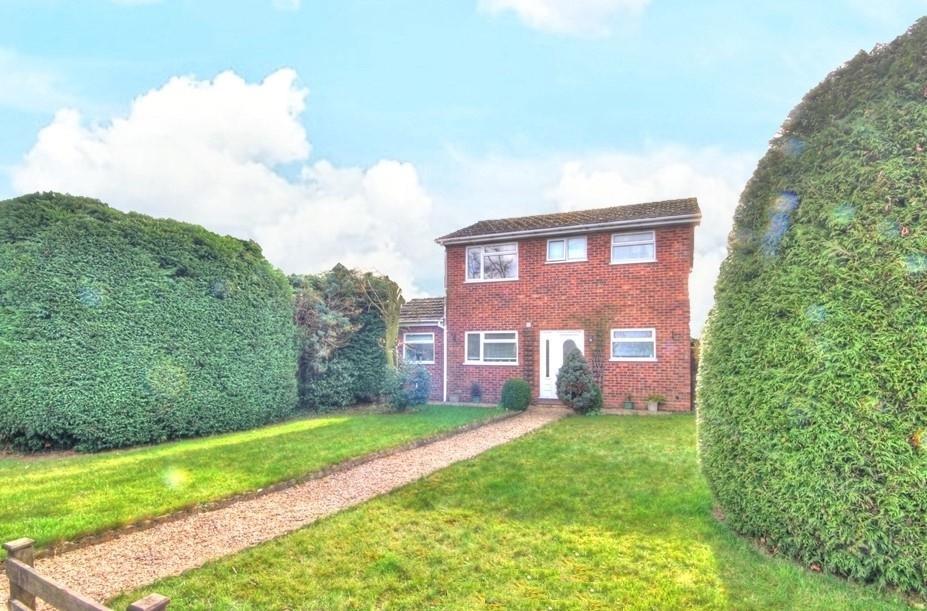 Weston Road, Bretforton, Evesham 3 bed detached house for sale £425,000