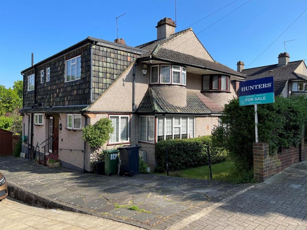 Ridgeway Drive, Bromley, BR1 4 bed semidetached house for sale £595,000