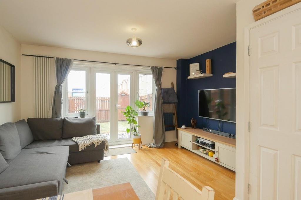 Living/dining room