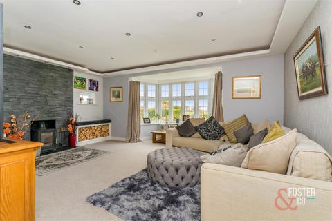 38 Marine Drive, Goring By Sea, Worthing, BN12 4QN
