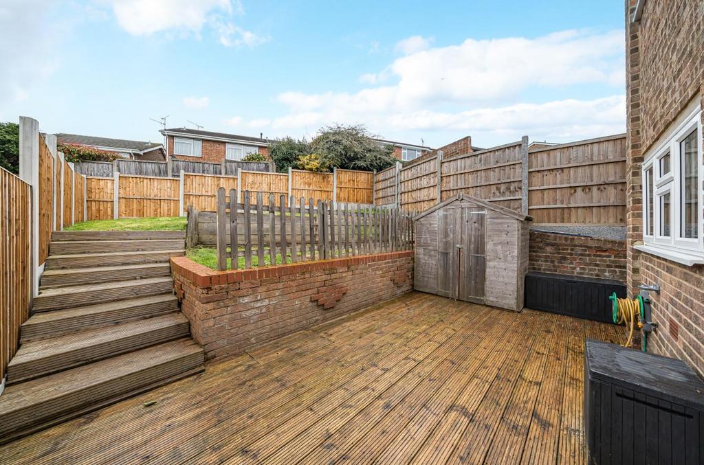 Stansted Close, Billericay 3 bed townhouse £400,000