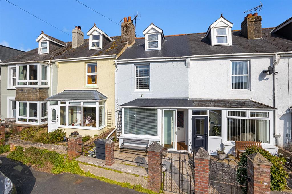Church Road, Dartmouth 2 bed terraced house £335,000