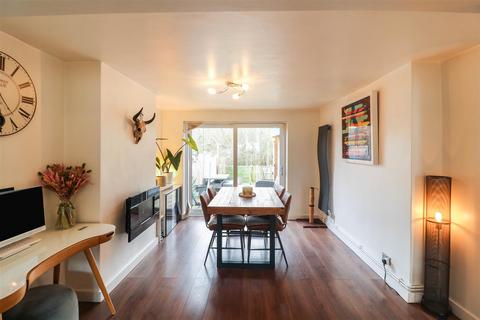 46 Latton Green, Harlow, CM18 7ER