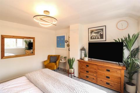 46 Latton Green, Harlow, CM18 7ER