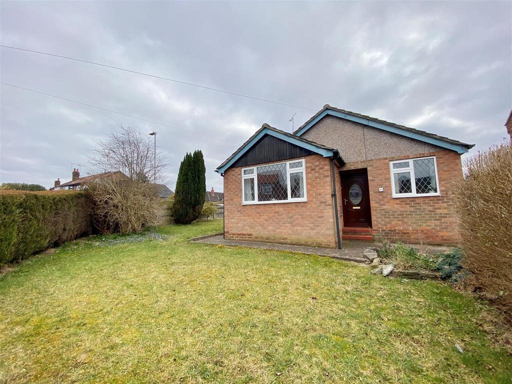 Chiltern Avenue, Macclesfield 3 bed detached bungalow £309,950