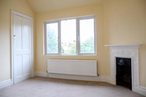 2 bedroom flat to rent - Audley Road, Hendon