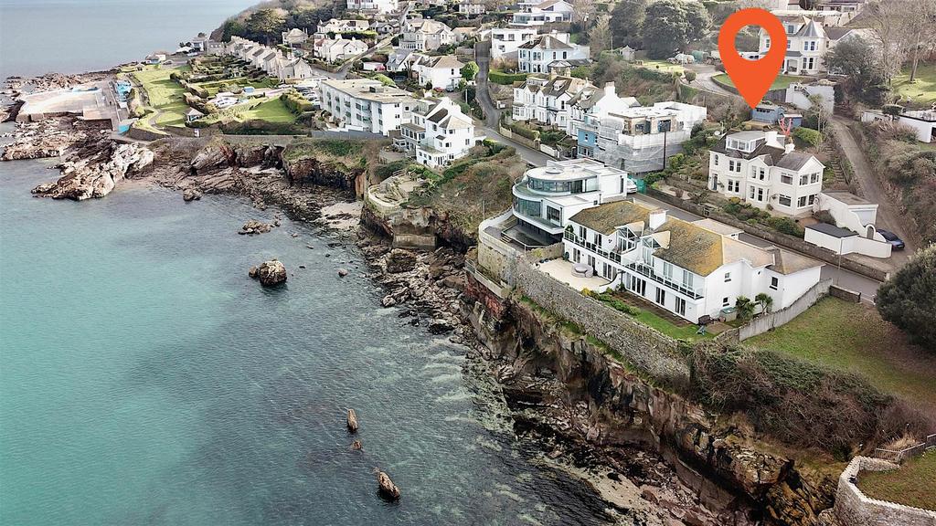 Berry Head Road, Brixham 6 bed detached house £925,000