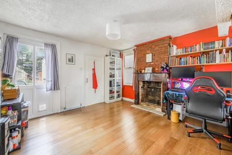 131 Longfellow Road, Worcester Park, KT4 8BA