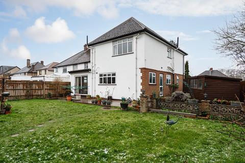 5 bedroom detached house for sale - Thorndon Gardens, Stoneleigh