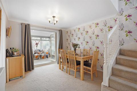 23 Birkhall Close, Chatham, ME5 7QD