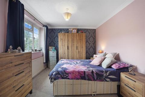 23 Birkhall Close, Chatham, ME5 7QD