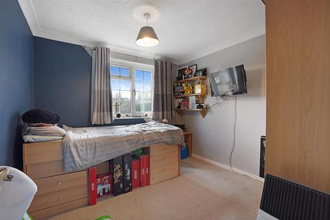 23 Birkhall Close, Chatham, ME5 7QD