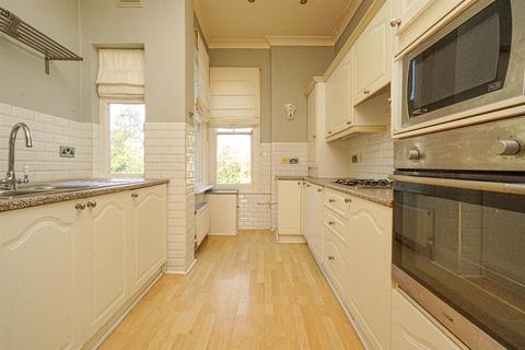 4 bedroom flat for sale - Hollington Park Road, St. Leonards-On-Sea