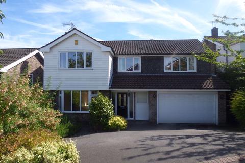 4 bedroom detached house to rent - Ullswater Crescent, Bramcote, Nottingham, NG9 3BE