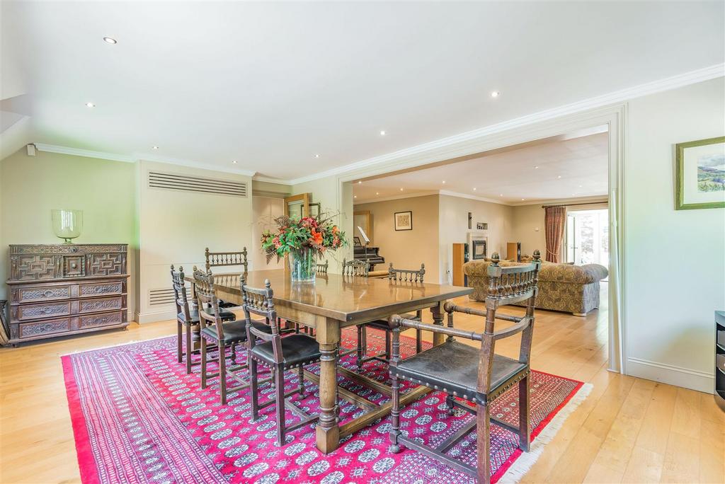8505239-interior14.jpg