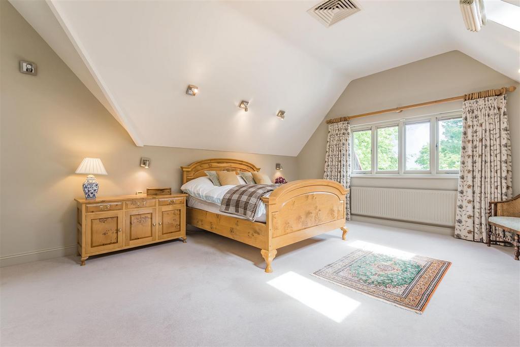8505239-interior25.jpg