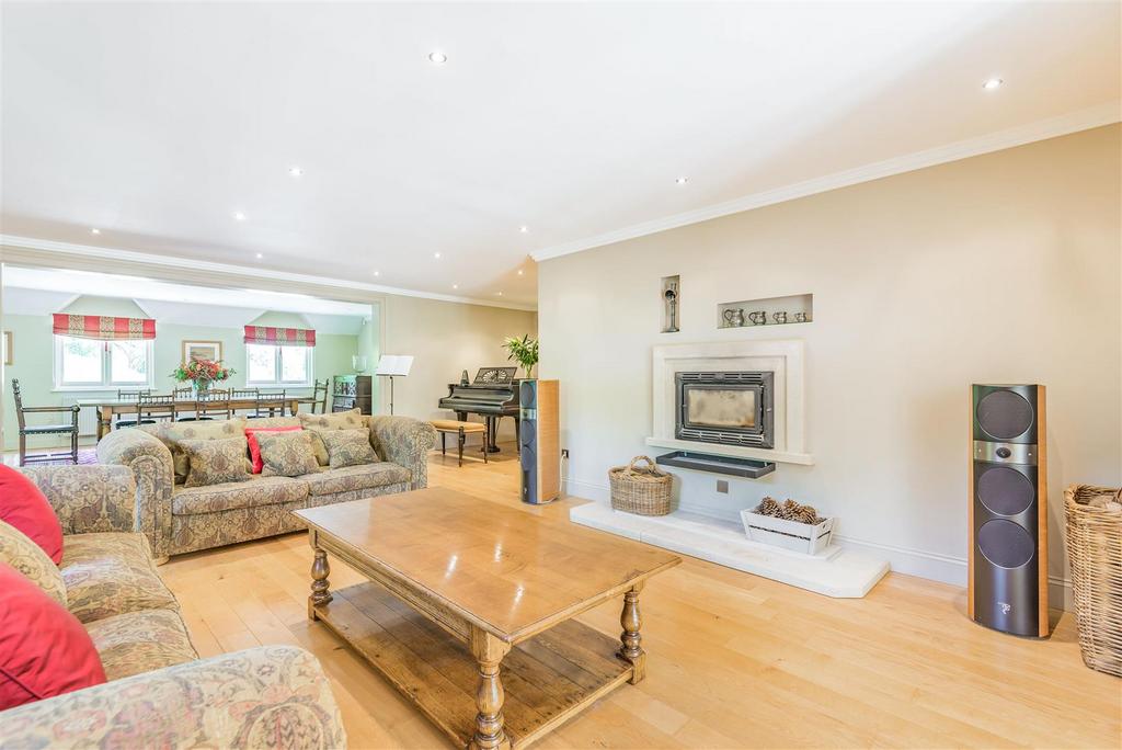 8505239-interior10.jpg