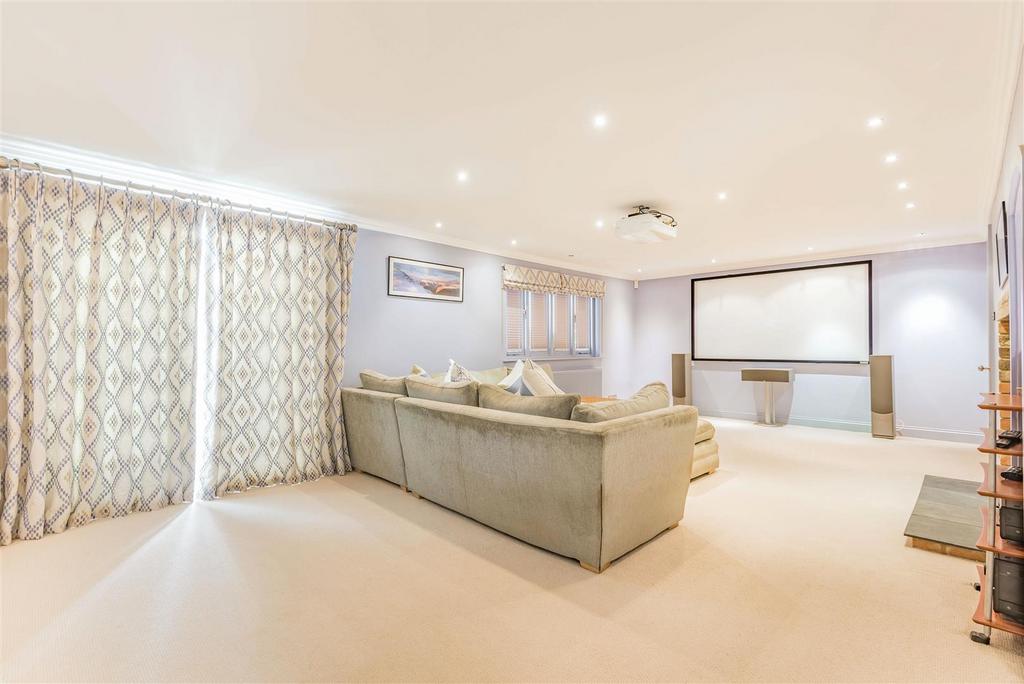 8505239-interior08.jpg