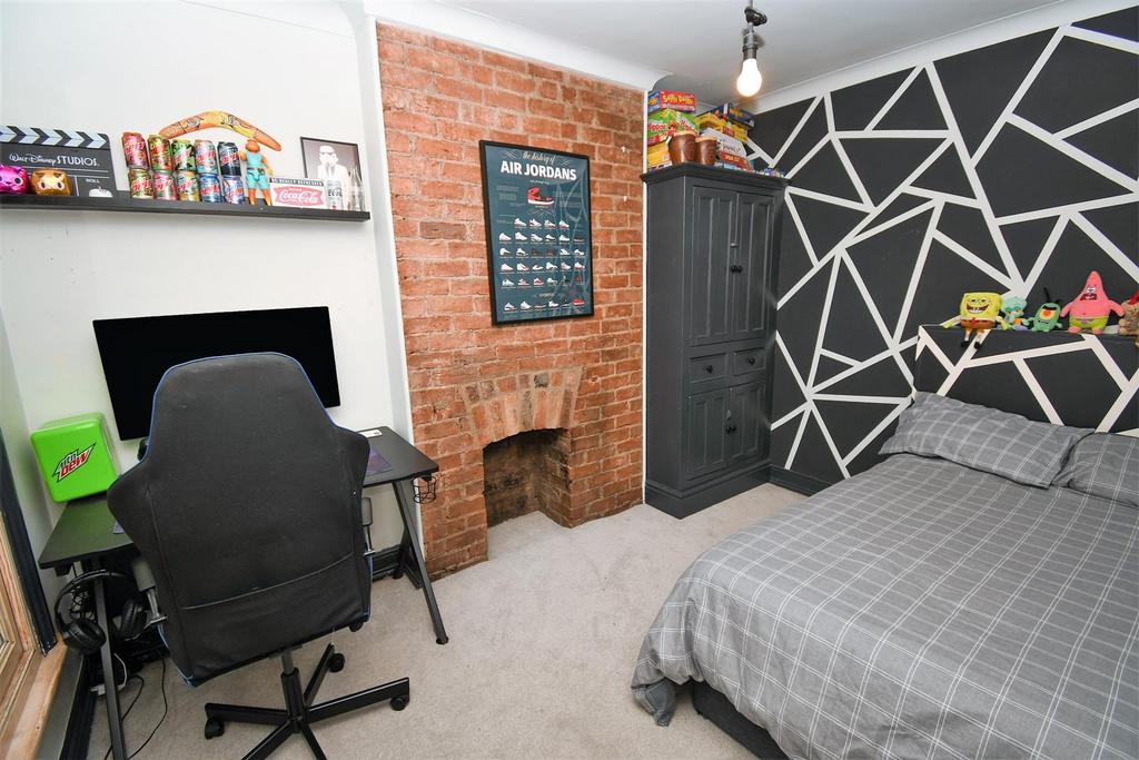 Back bedroom