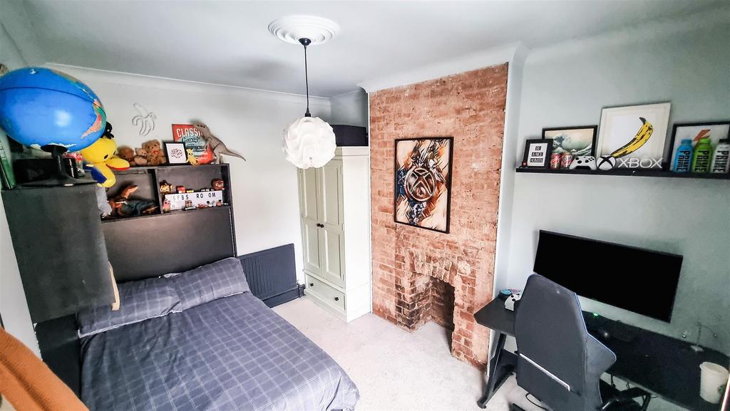 Front bedroom