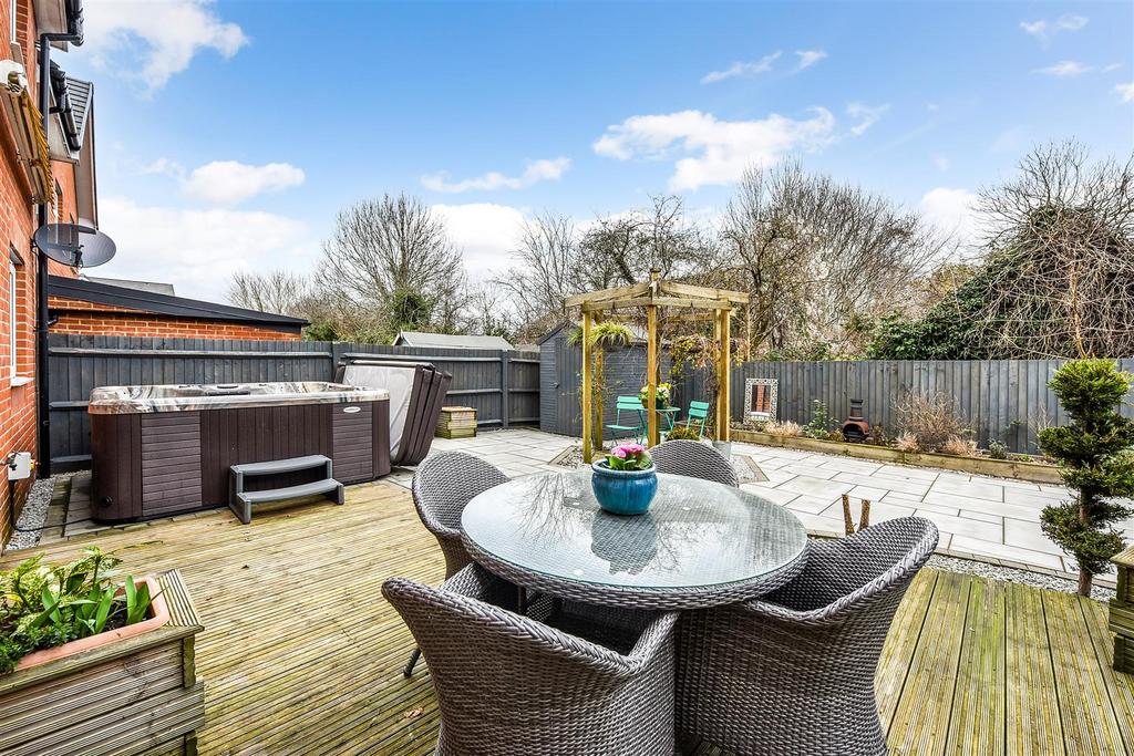 Sketch Ph17 4184608.jpg