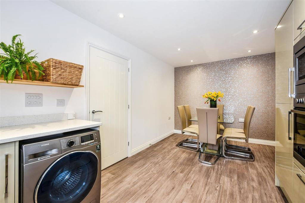 Sketch Ph29 4184656.jpg