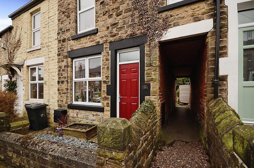 Duncan Road, Crookes, Sheffield, S10 3 bed terraced house £235,000