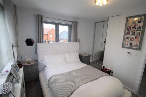21 Baird Way, Minster On Sea, Sheerness, ME12 3UG