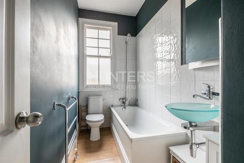Flat 3, 30 Exeter Road, London, NW2 4SG