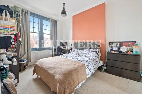 Flat 3, 30 Exeter Road, London, NW2 4SG